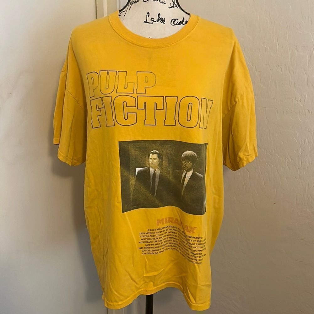 Pulp Fiction Movie Yellow John Travolta Samuel L Jackson Graphic T-Shirt